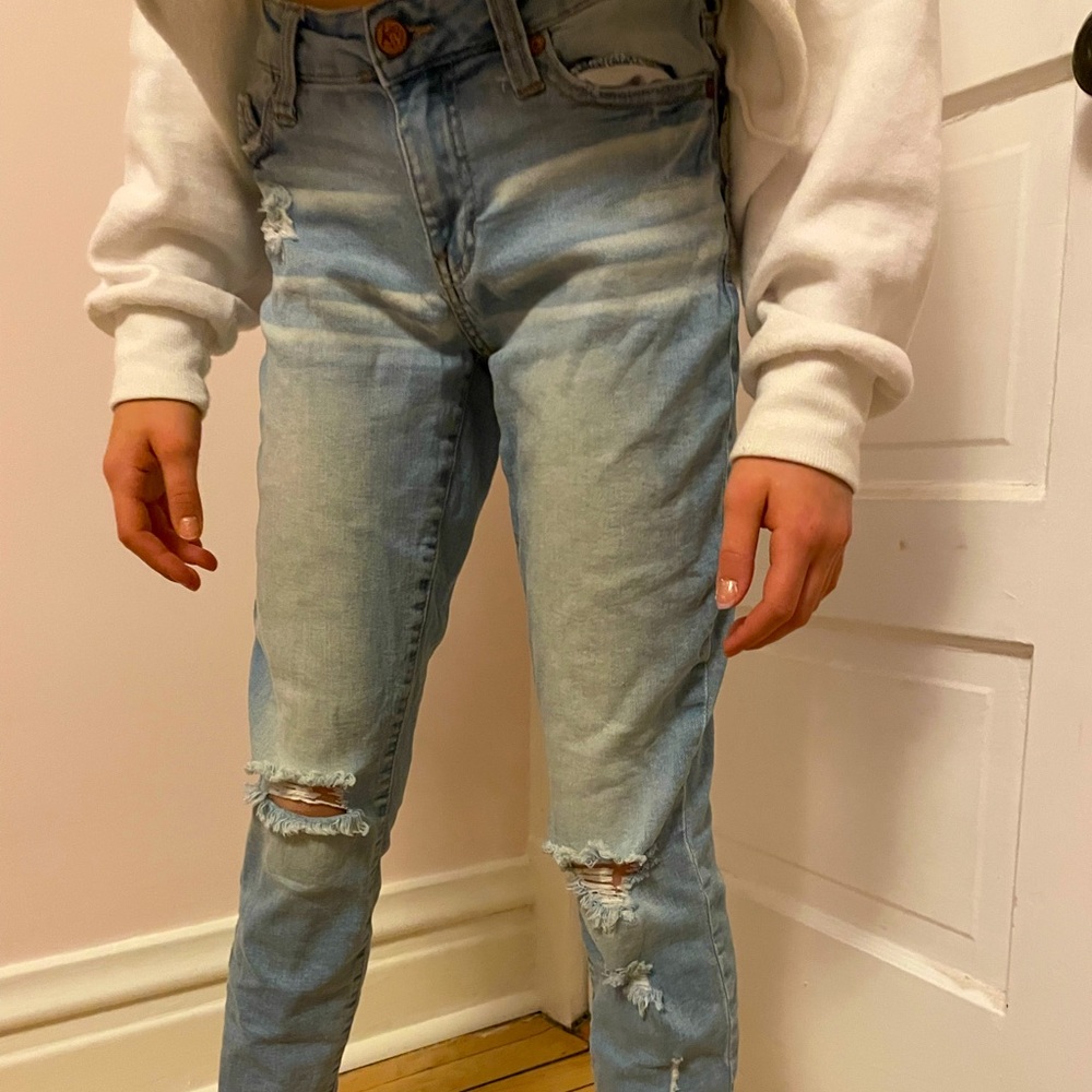 Kendall and Kylie ripped skinny jeans